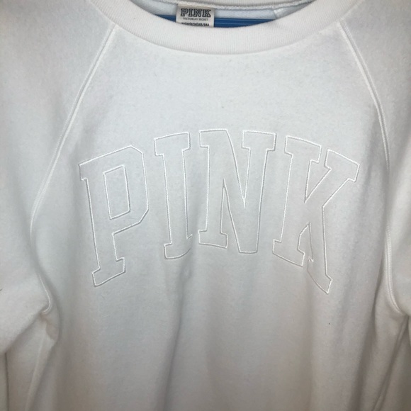 White Fleece Sweater - Picture 2 of 9